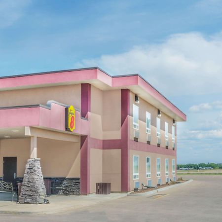 Super 8 By Wyndham Innisfail Eksteriør billede